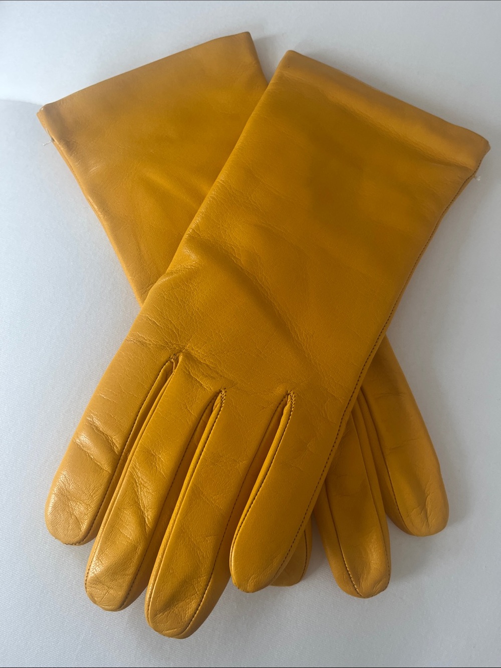 Sermoneta Women's Leather Gloves in Mustard Yellow FROM ITALY bracelet length